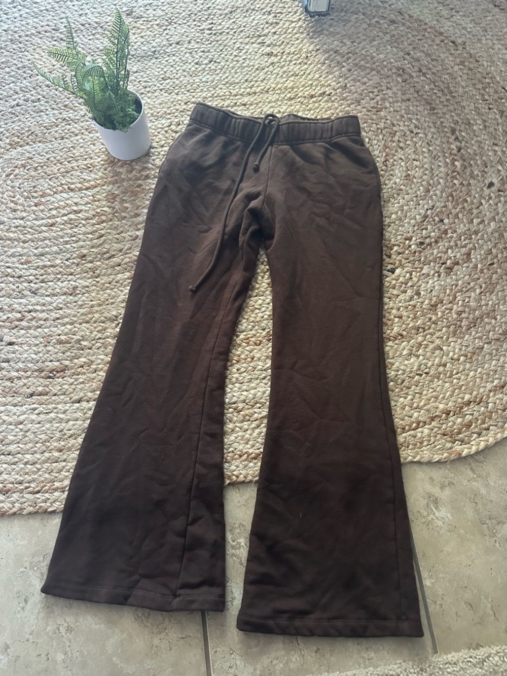 BROWN STRAIGHT LEG SWEATPANTS